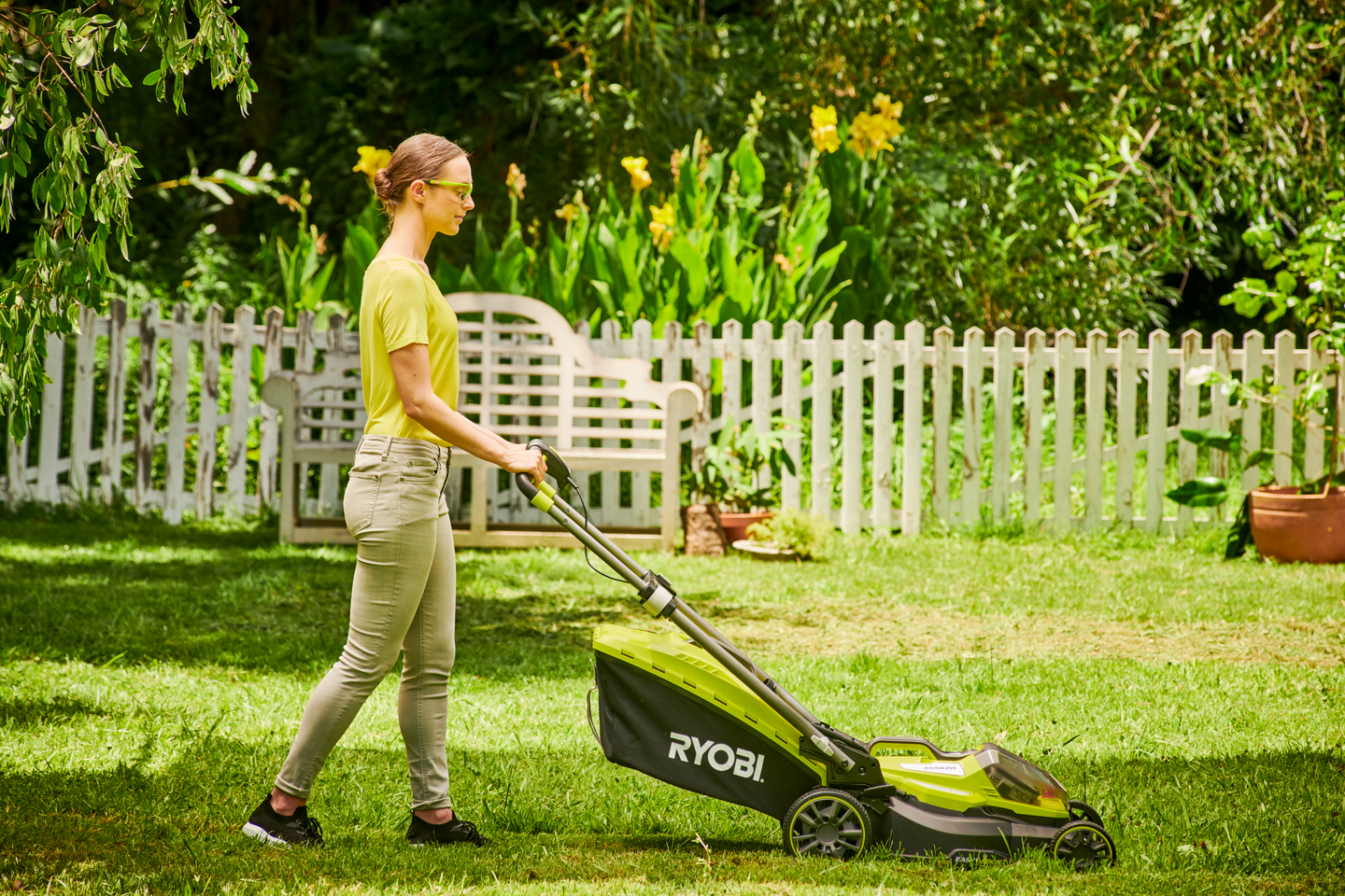 Ruohonleikkuri Ryobi RY18LMX40B-240 18V ONE+ HP 2x4,0Ah