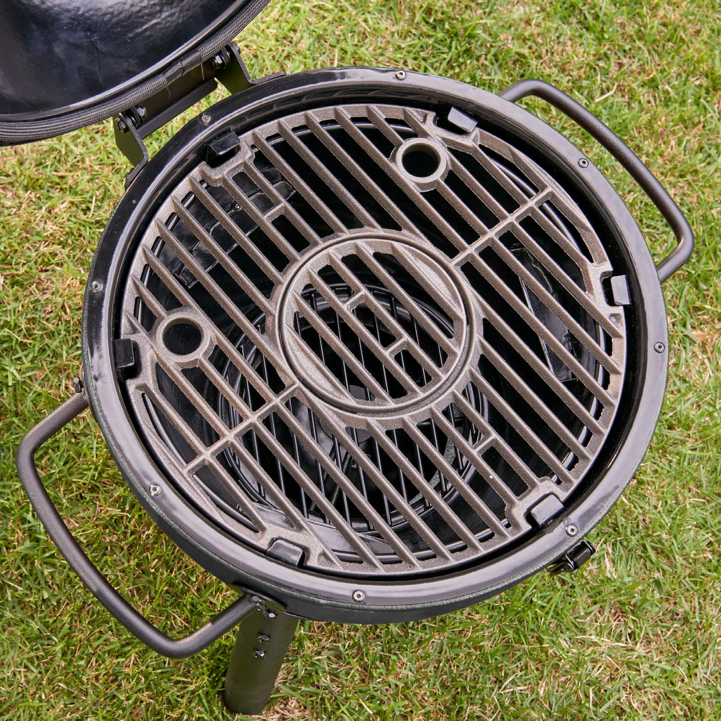 Hiiligrilli CharGriller Akorn 14 Junior Kamado