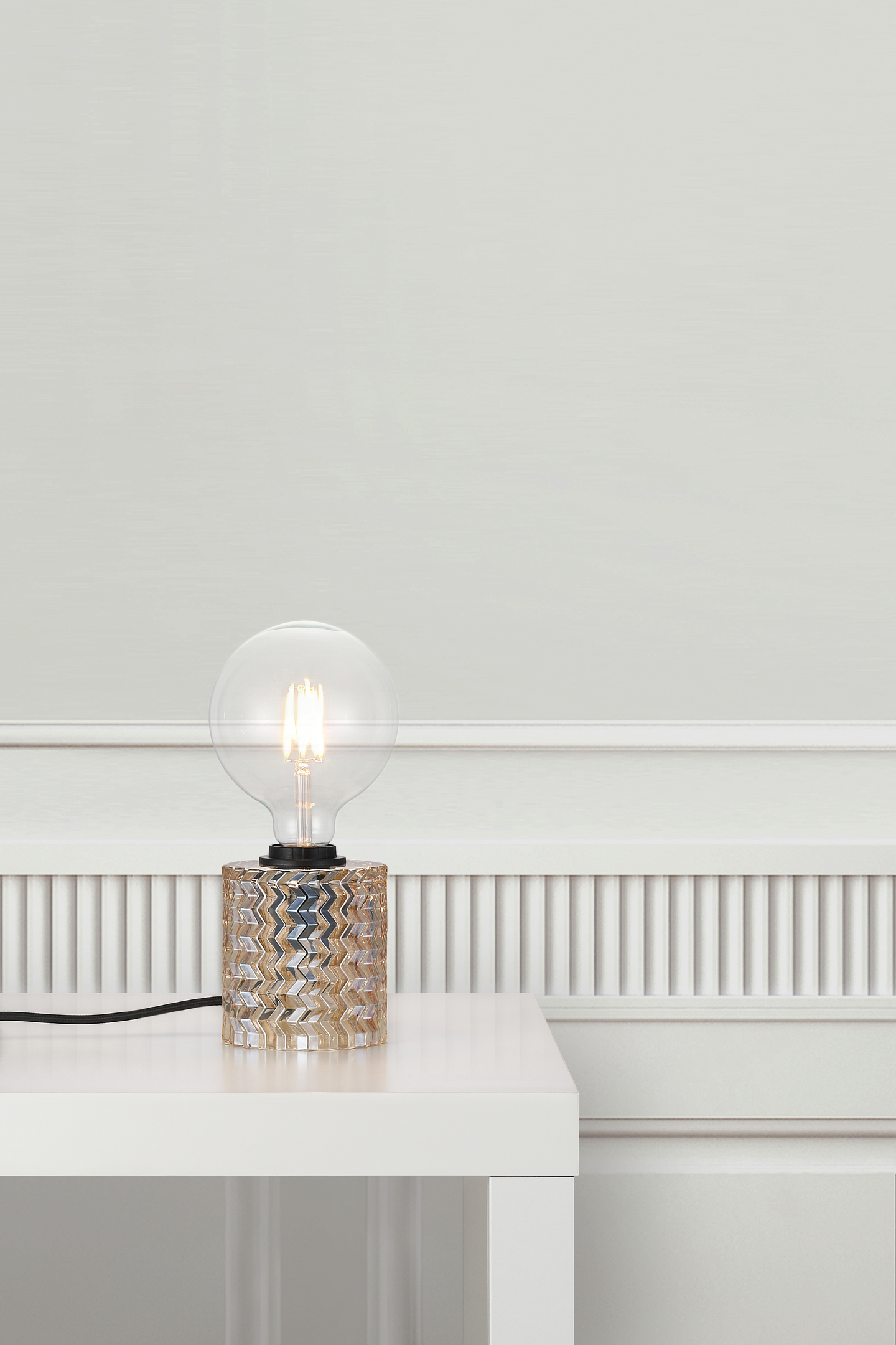 Pöytävalaisin Nordlux Hollywood E27 meripihka