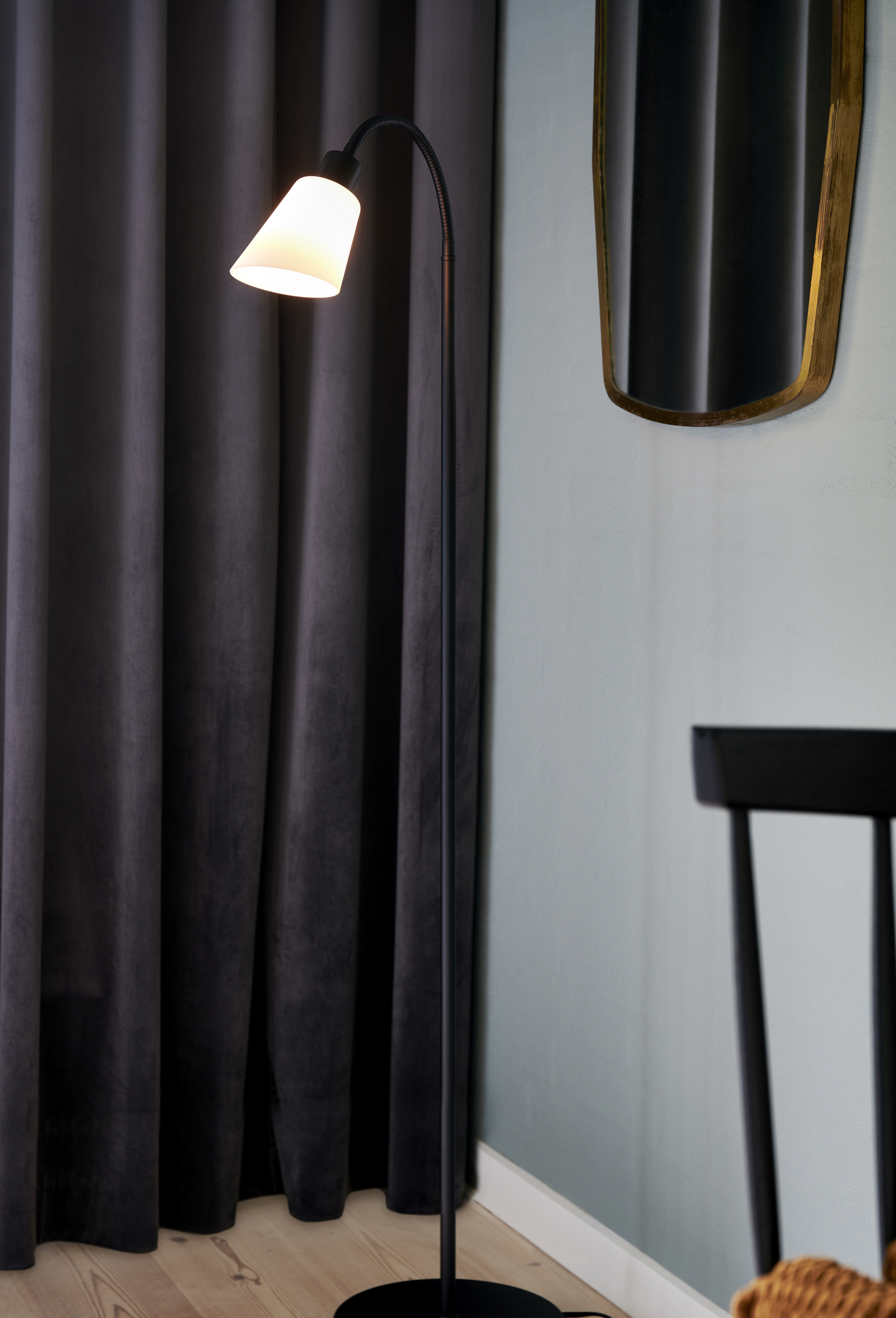 Lattiavalaisin Nordlux Molli E14 musta