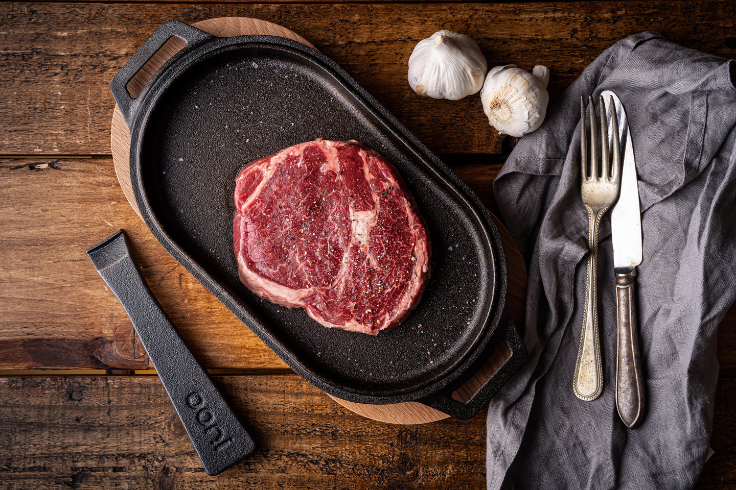 Valurautapannu Ooni Iron Sizzler