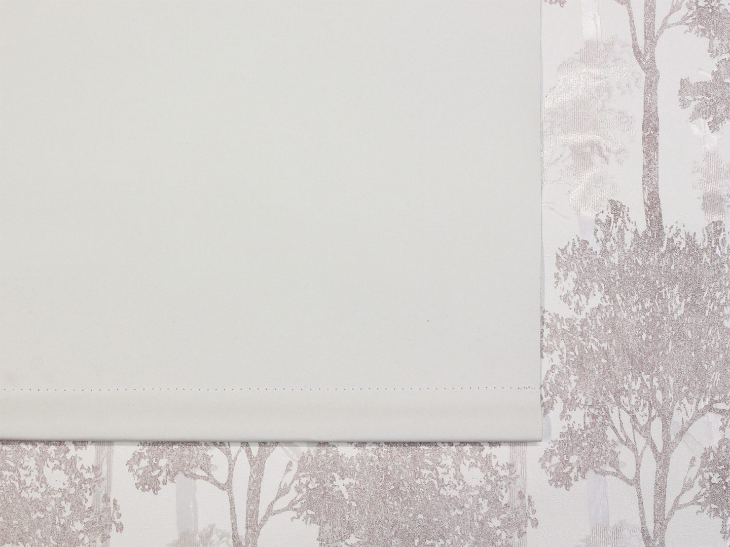 Rullakaihdin Pisla pimentävä 70x180cm valkoinen