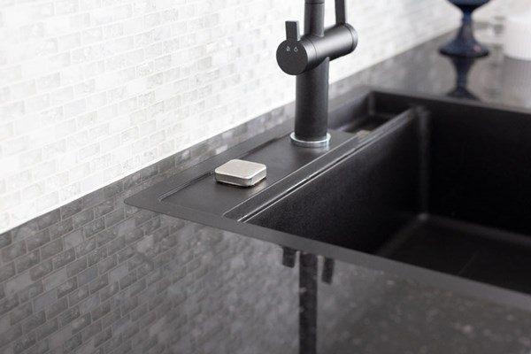 Keittiöallas Stala CEG51-57BF komposiitti