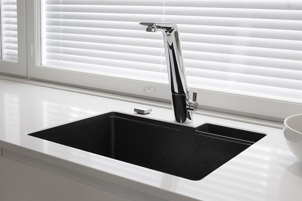 Keittiöallas Stala CEG51-57BF komposiitti