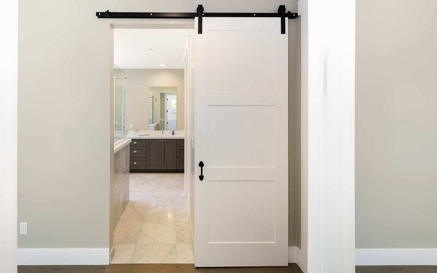 Liukuoven helasarja Pisla Deco teräs musta