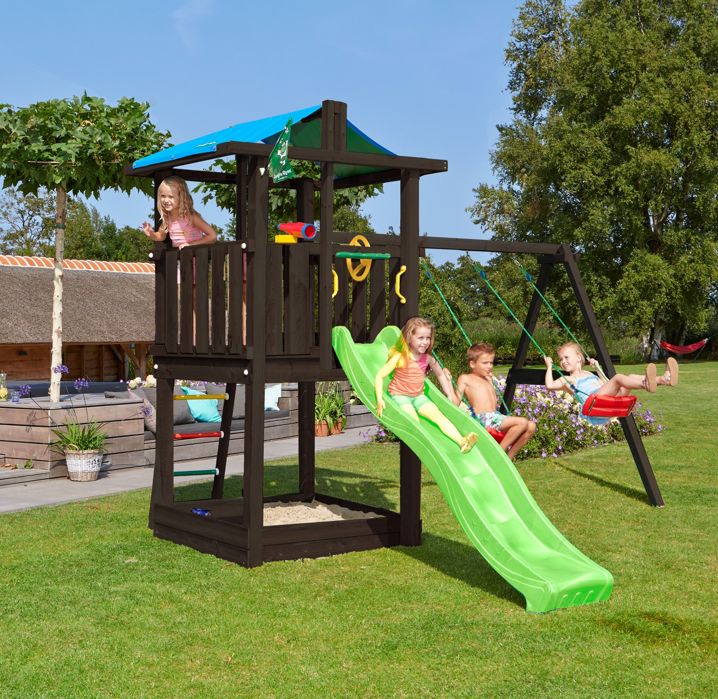 Jungle Gym Hut leikkitorni ja Swing Module X'tra, musta