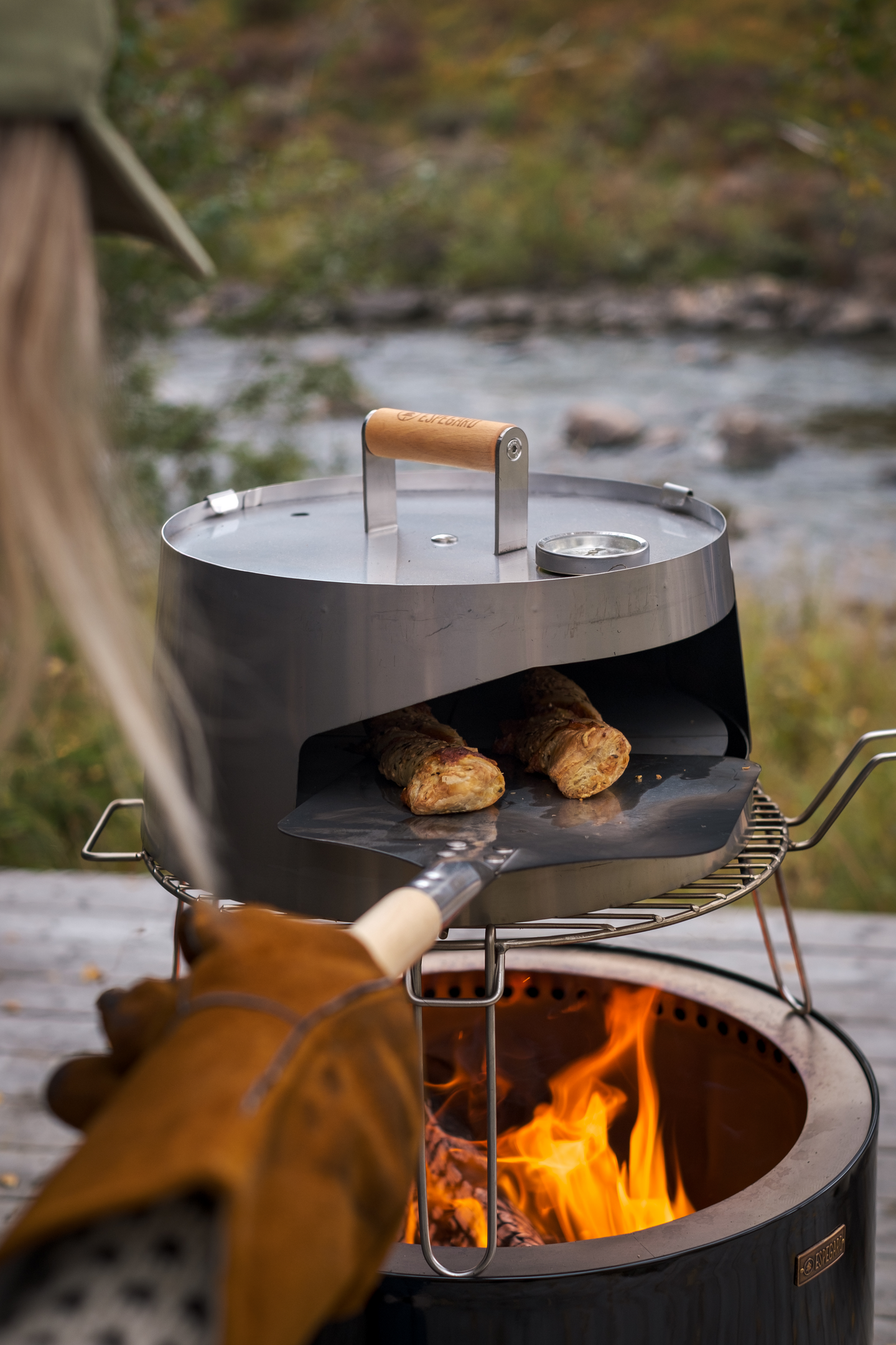 GRILLIRITILÄ PILAR 50 RST, KÄÄNNETTÄVÄT JALAT