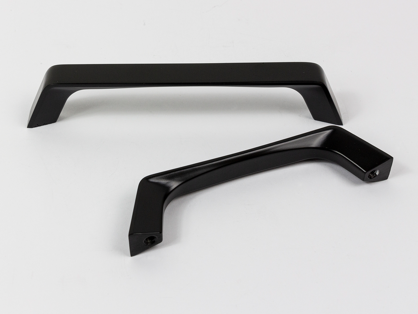 Kalustevedin Cello 2048 128mm musta 2kpl