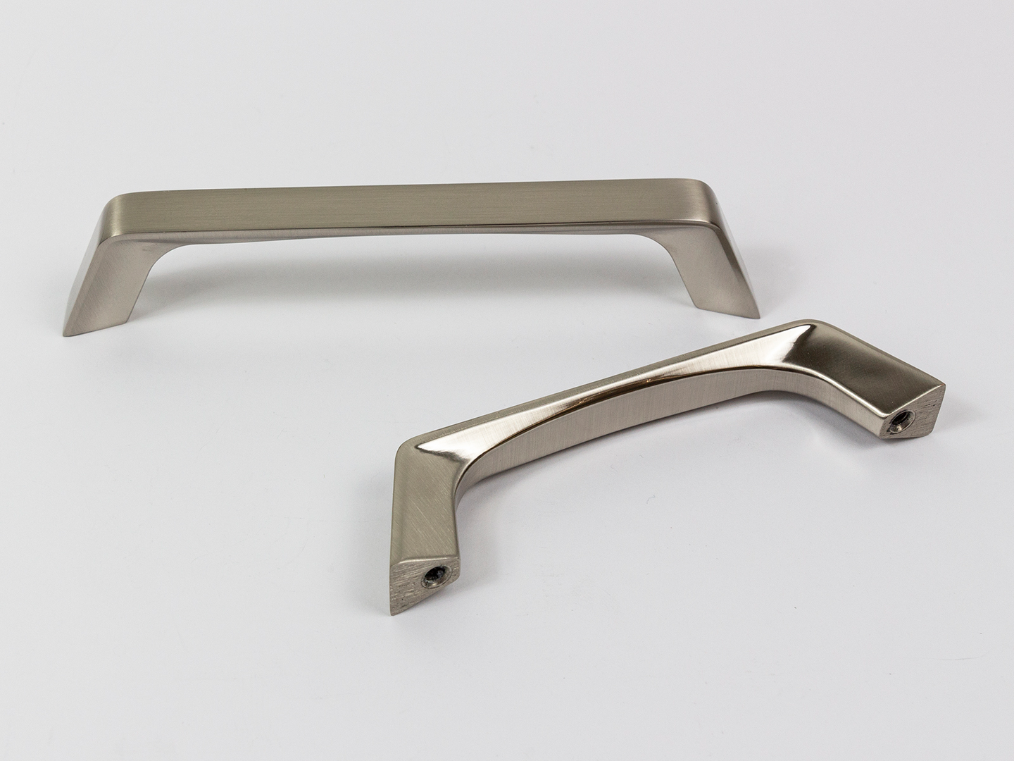 Kalustevedin Cello 2048 128mm harjattu nikkeli 2kpl