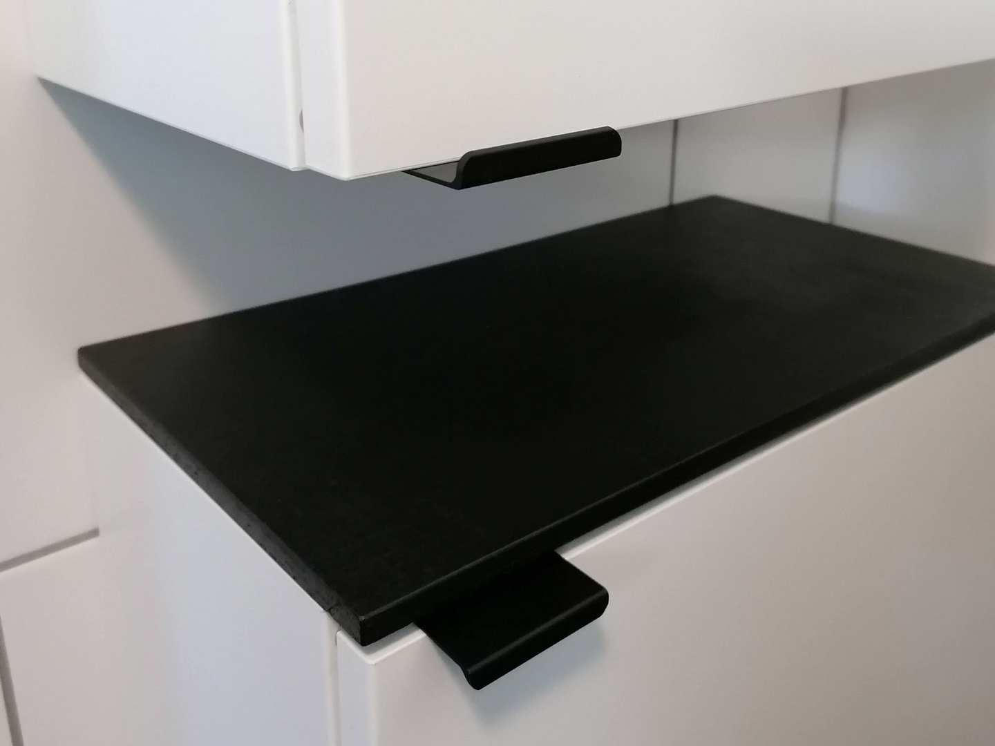 Kalustevedin Cello Regina 32/50mm musta 2kpl