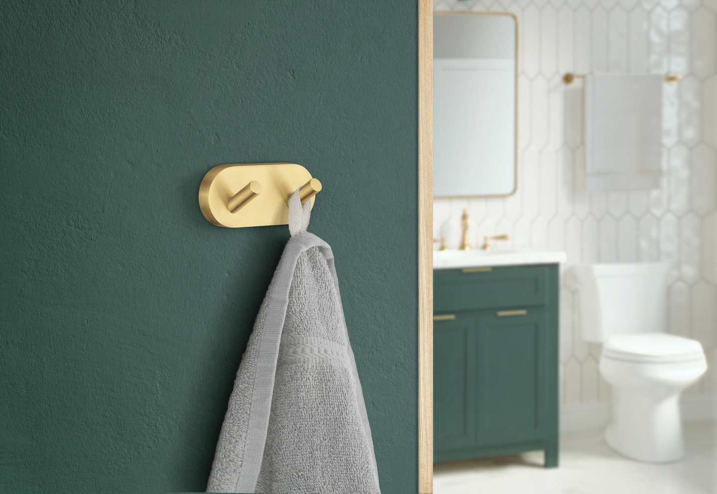 Kaksoispyyhekoukku Smedbo Home HV356 harjattu messinki