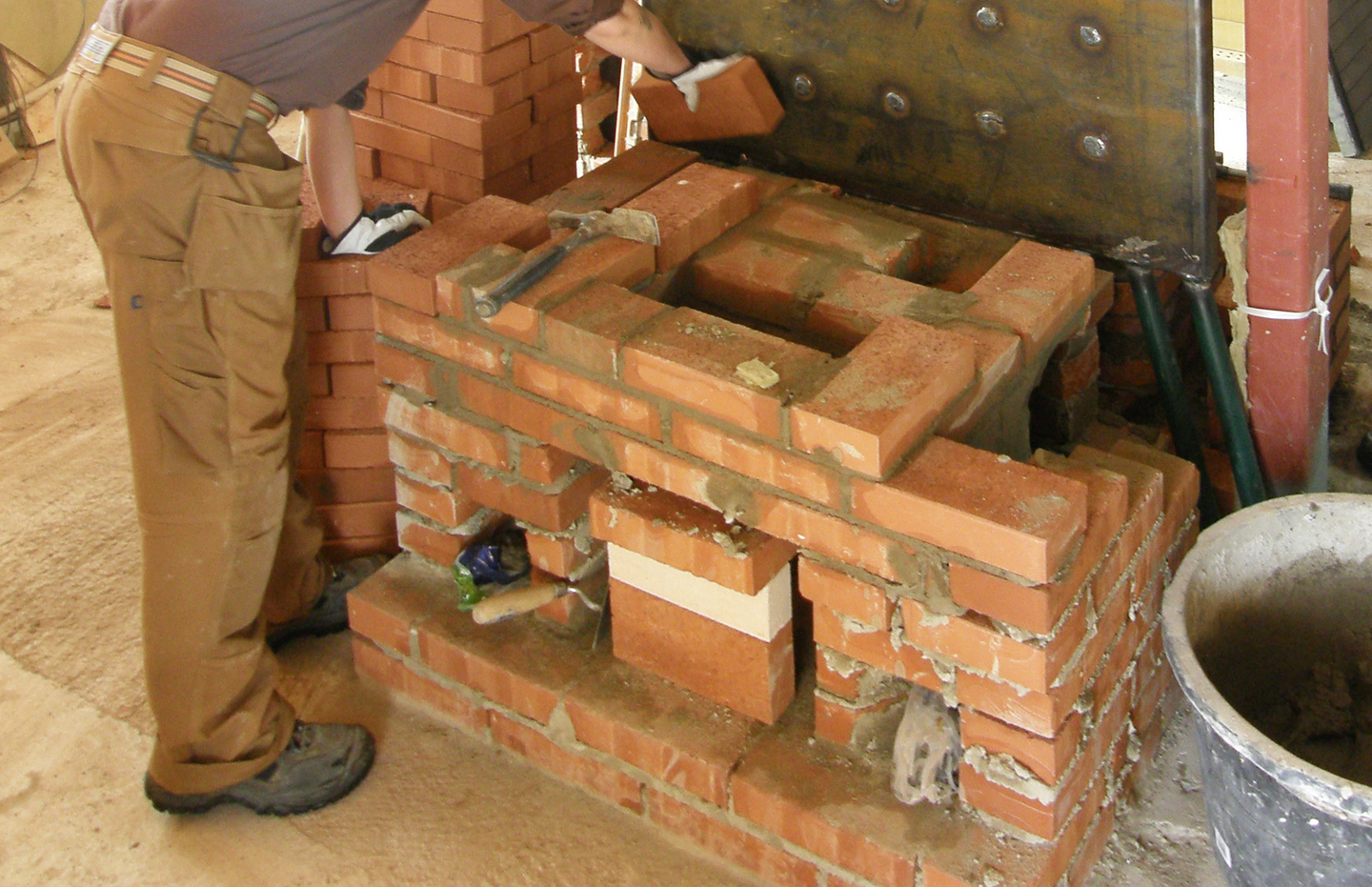 Hormitiili Terca PT 257x123x57 punainen sileä