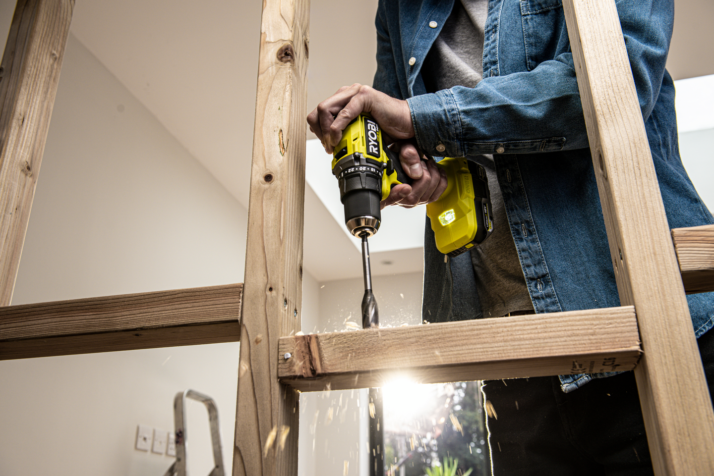 Akkuporakone Ryobi RDD18C-2C20SA32 18V ONE+ HP Compact 2x2,0Ah + tarvikesarja