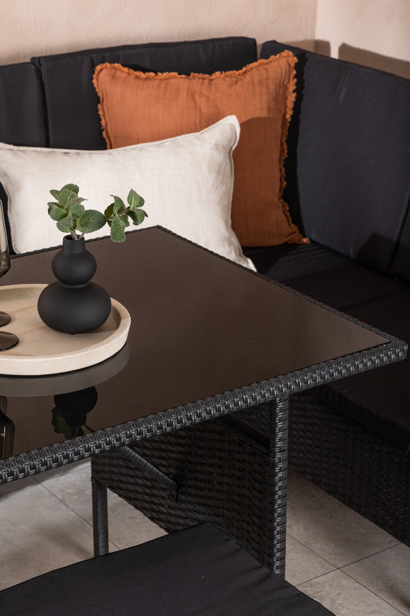 HÖRNSOFFA CELLO KNUT-  SVART/SVART