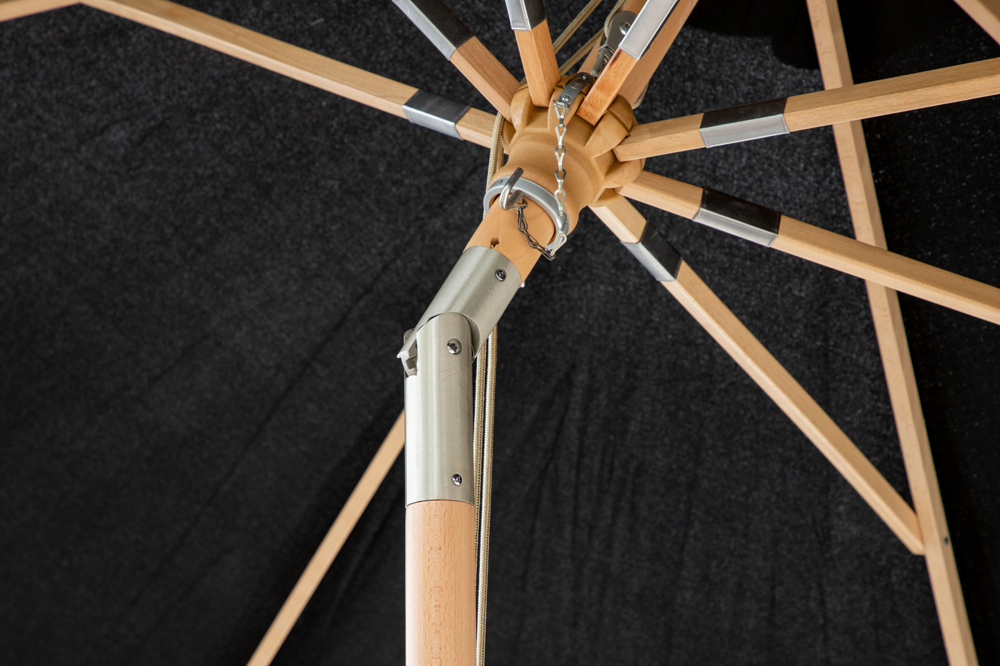 PARASOLL CELLO NOEL M. TILT- SVART -, 330CM