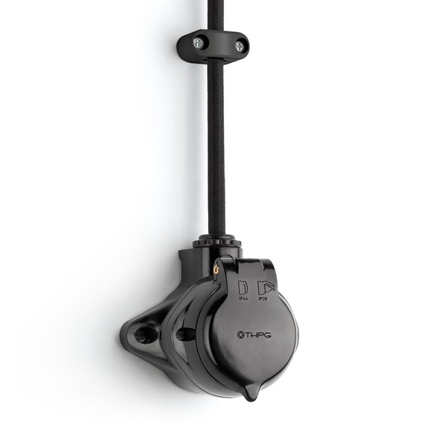 Pistorasia pinta musta bakeliitti IP44