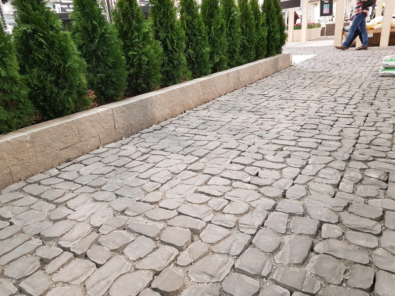 Louhikivi Rudus musta