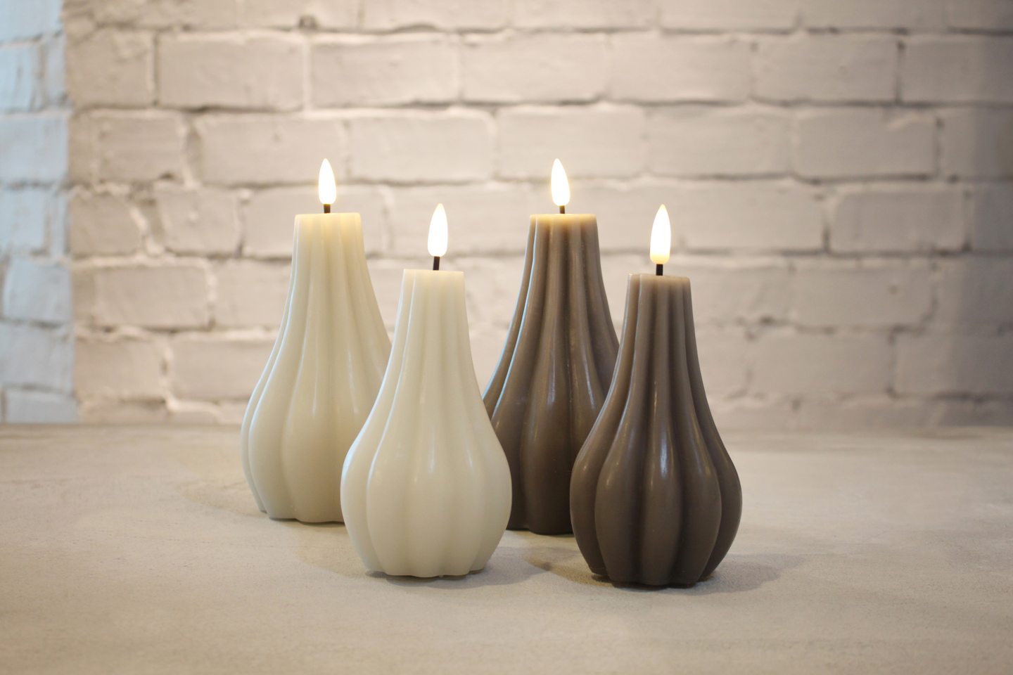 Led-kynttilä Cello sipuli  16cm valkoinen