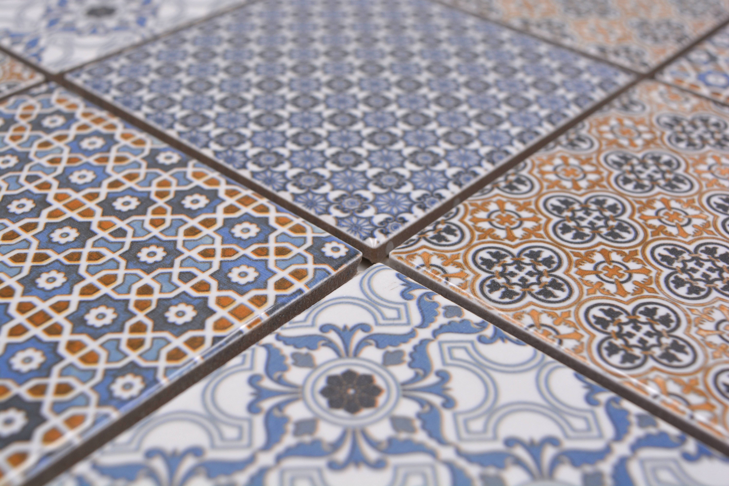 Mosaiikki Cello Classico mix 9,8x9,8/30x30 siniruskeavalkosävyinen kiiltävä