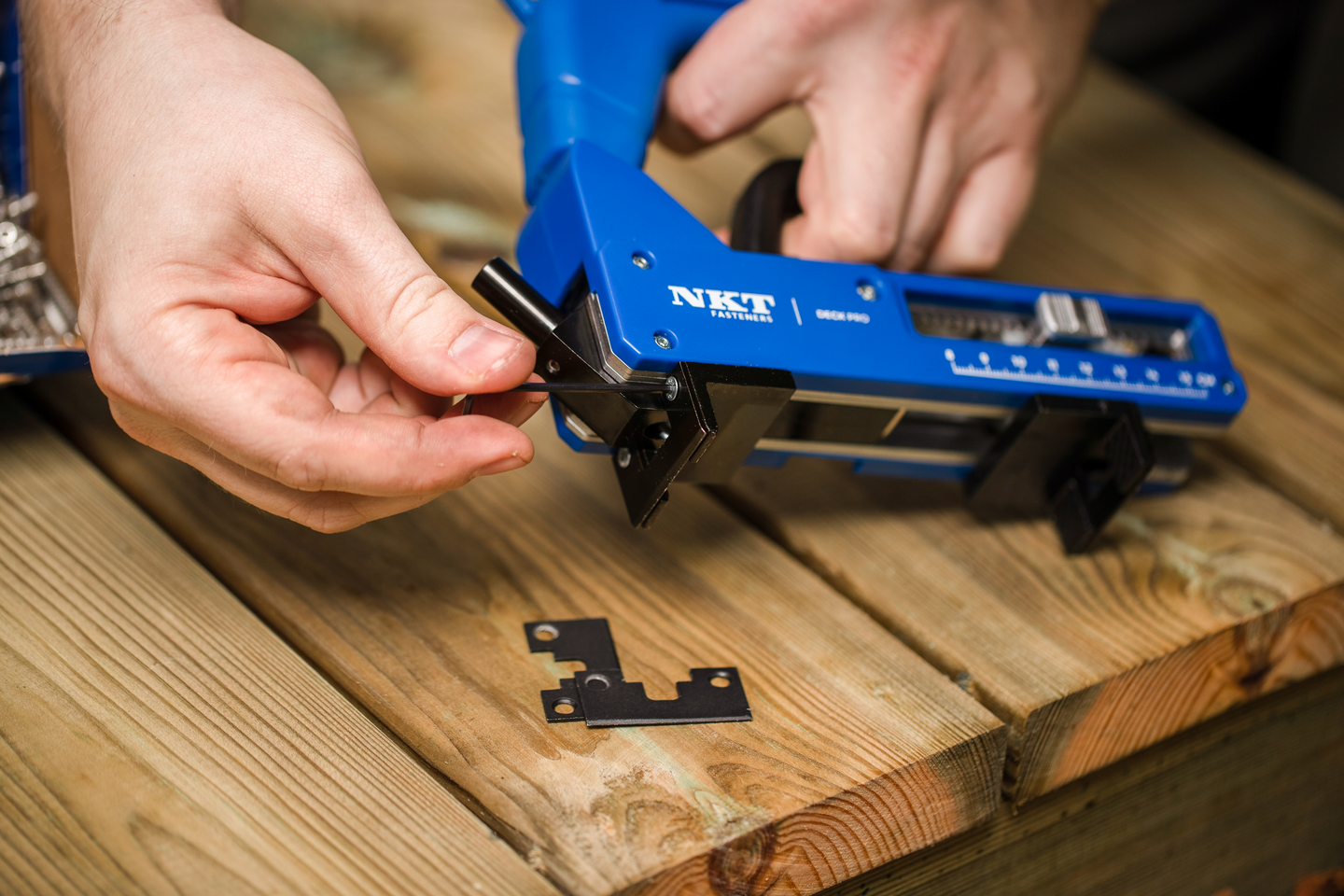 Ruuvausohjain DECK PRO 85-150mm