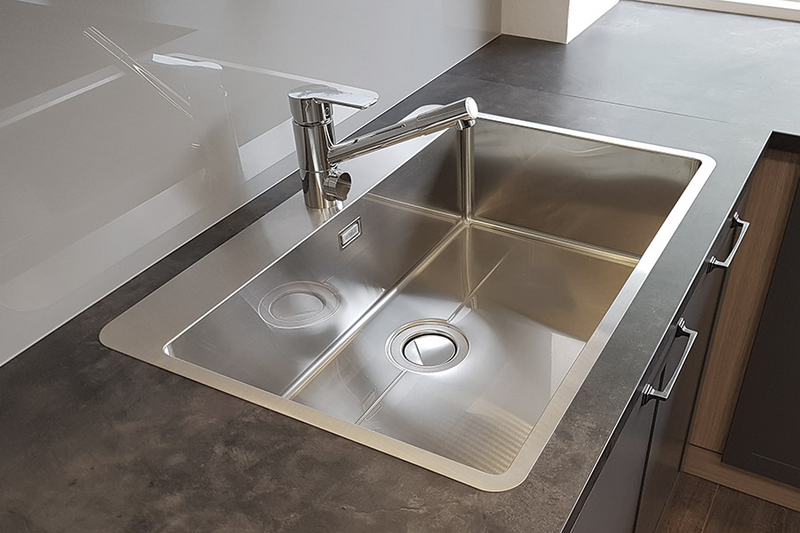 Keittiöallas Stala MXT-70 Max 70 hana-alueella