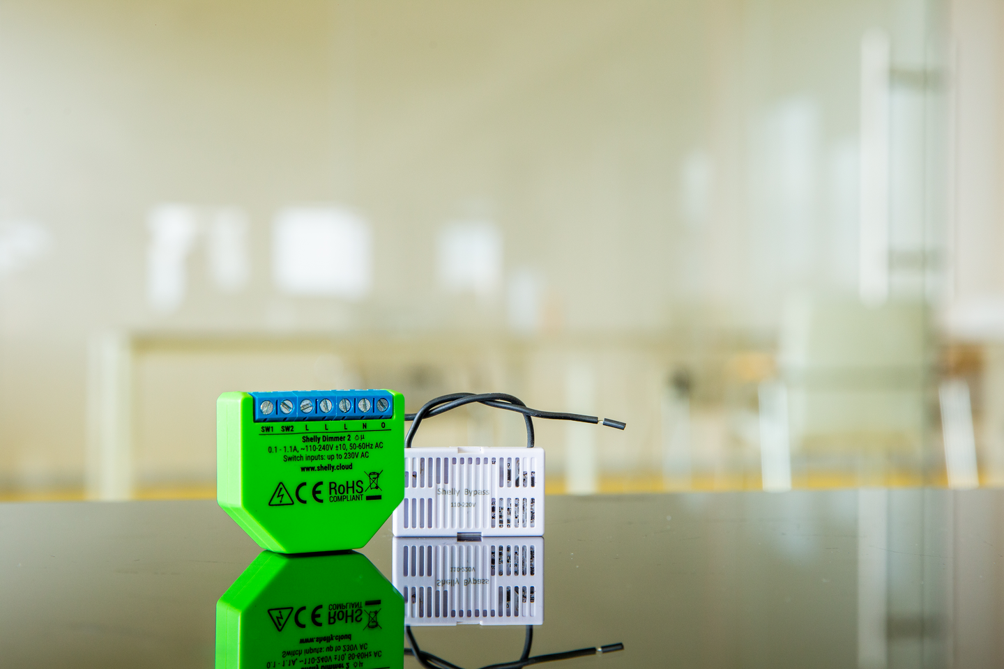 Ohjelmointilaite Shelly Bypass valonsäätimelle