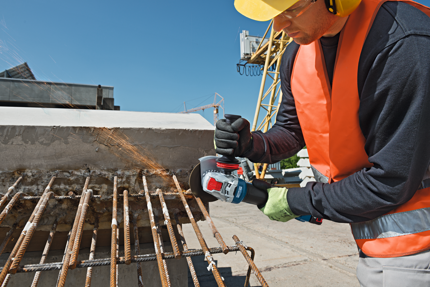 Akkukulmahiomakone Bosch GWX 18V-10 P Solo L-Boxx