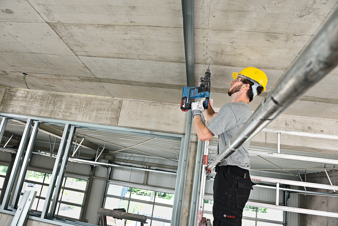 Akkuporavasara Bosch GBH 18V-26 F 2x5,5Ah ProCore GDE L-Boxx