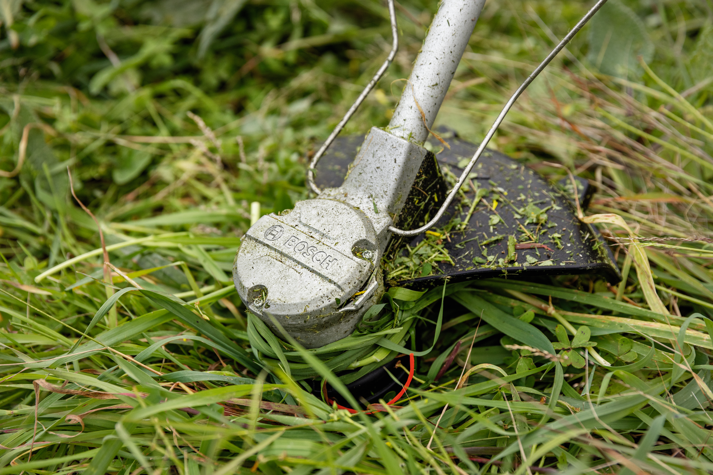 Akkuruohotrimmeri Bosch GRT 18V-33 Solo