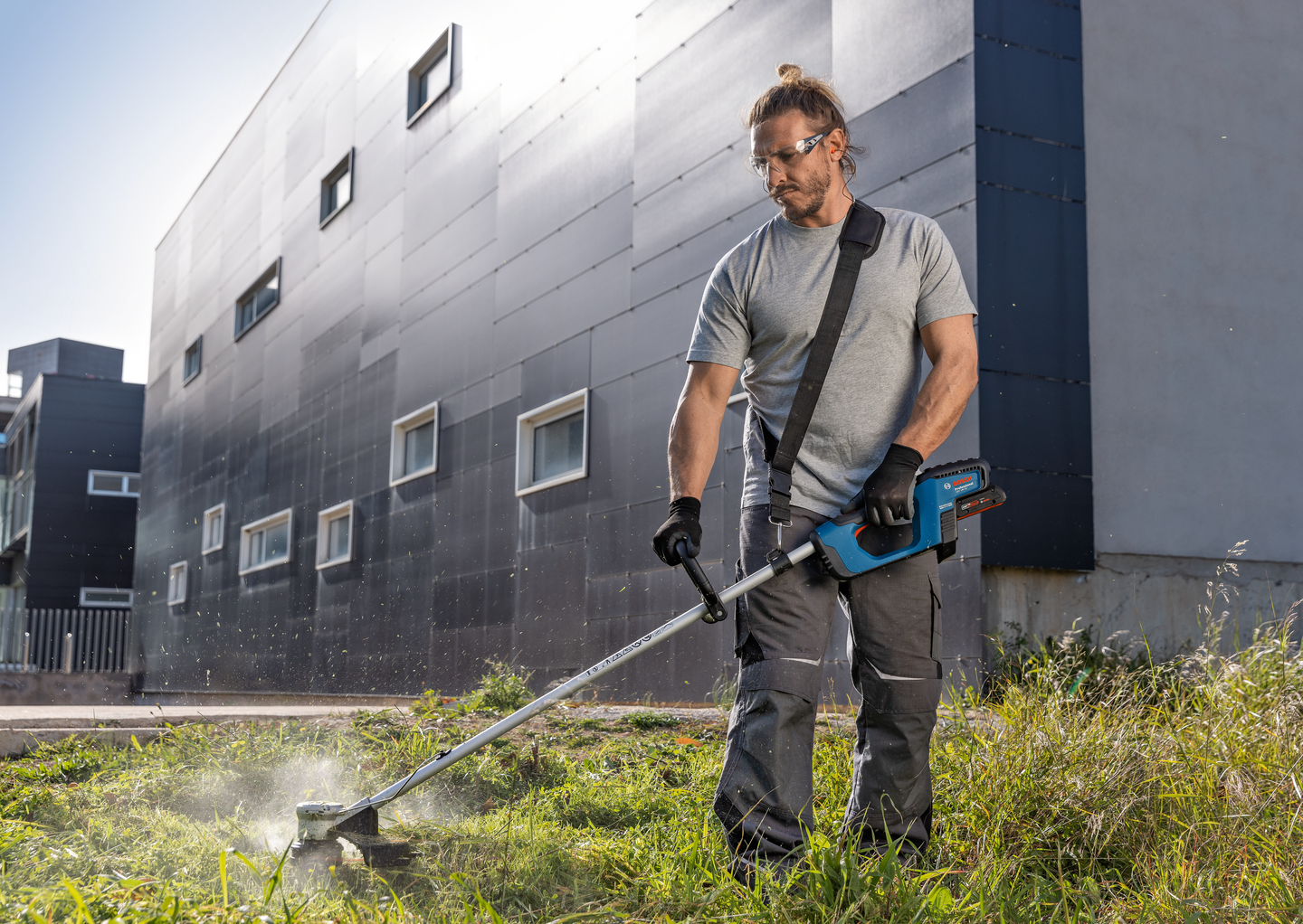 Akkuruohotrimmeri Bosch GRT 18V-33 Solo