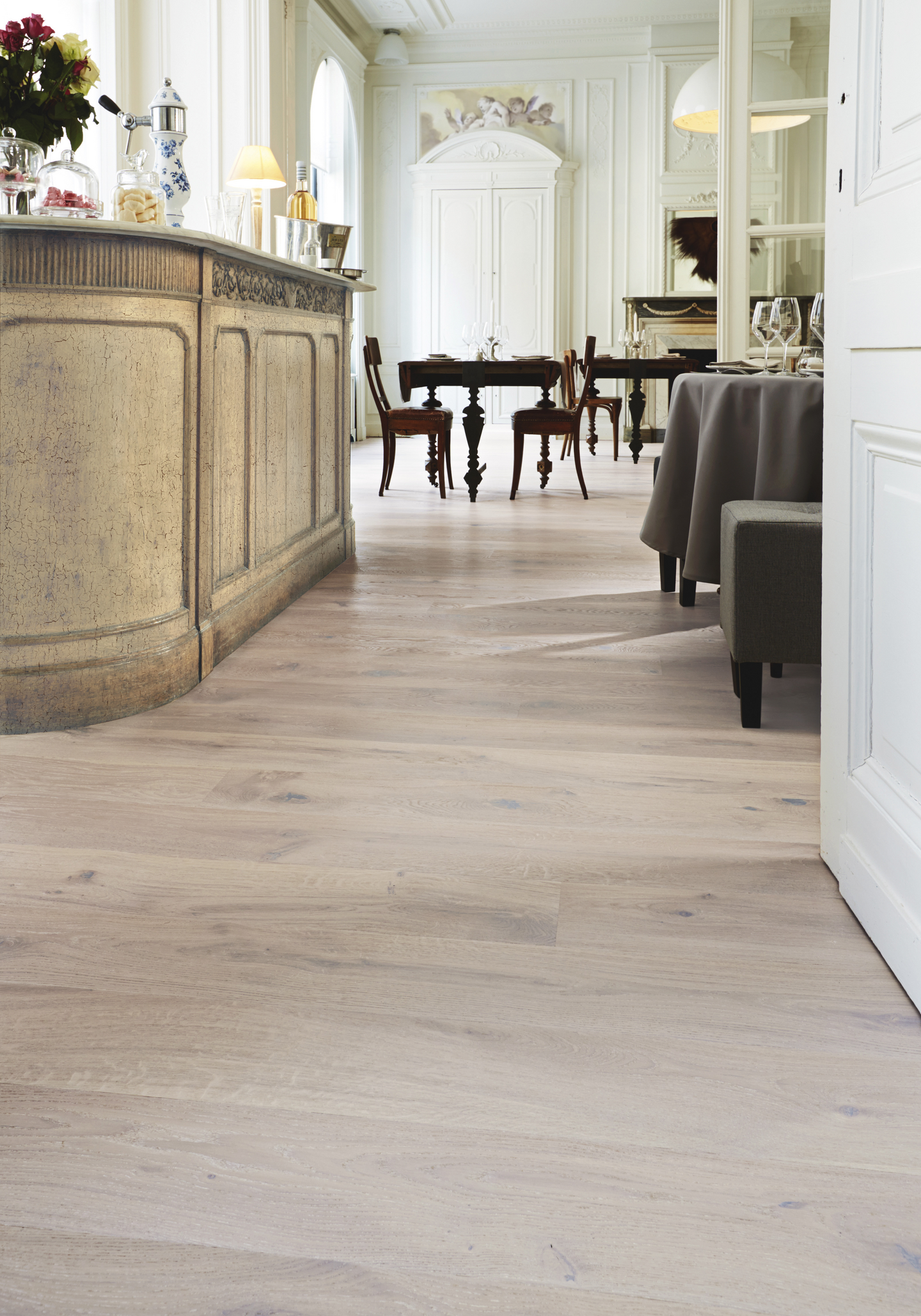 Parketti Tarkett Heritage tammi Urban Grey 1-s harjattu