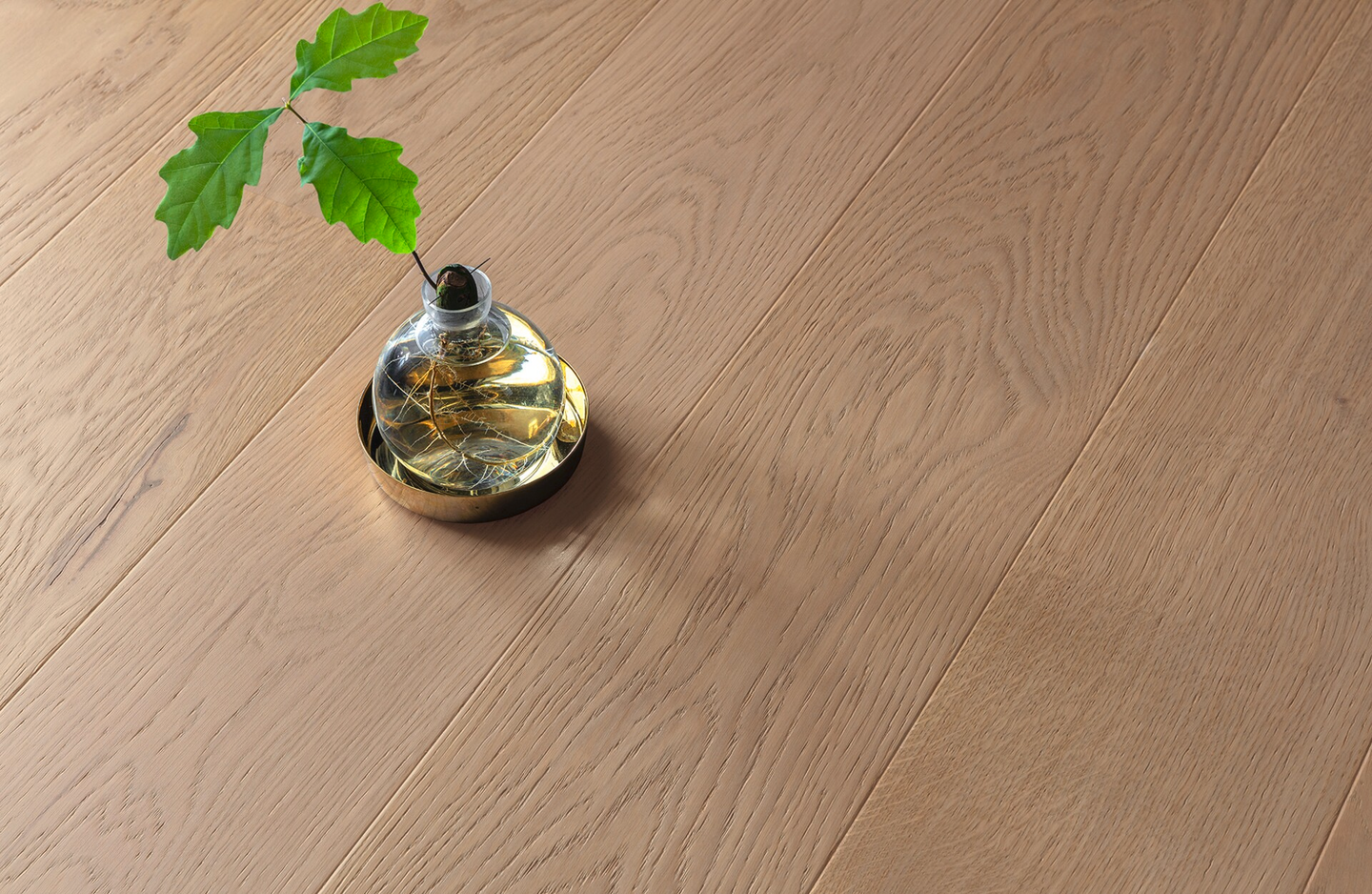 TRÄGOLV TARKETT SHADE EK SOFT BEIGE PLANK BR 13PN