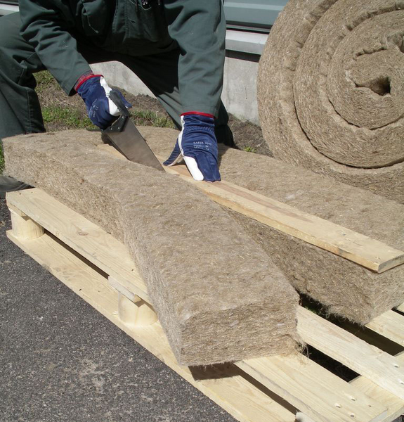 Pellavalämmöneriste Isolina ISO-R 30x565x10000mm 11,3m² / 2 rla/pkt