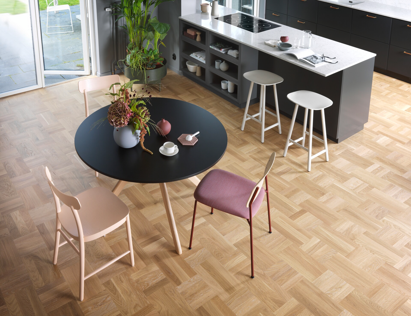 Parketti Tarkett Noble tammi Art Deco ruutulauta harjattu