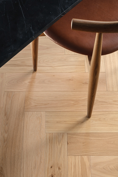 Parketti Tarkett Segno tammi Blonde kalanruoto harjattu vasen lauta