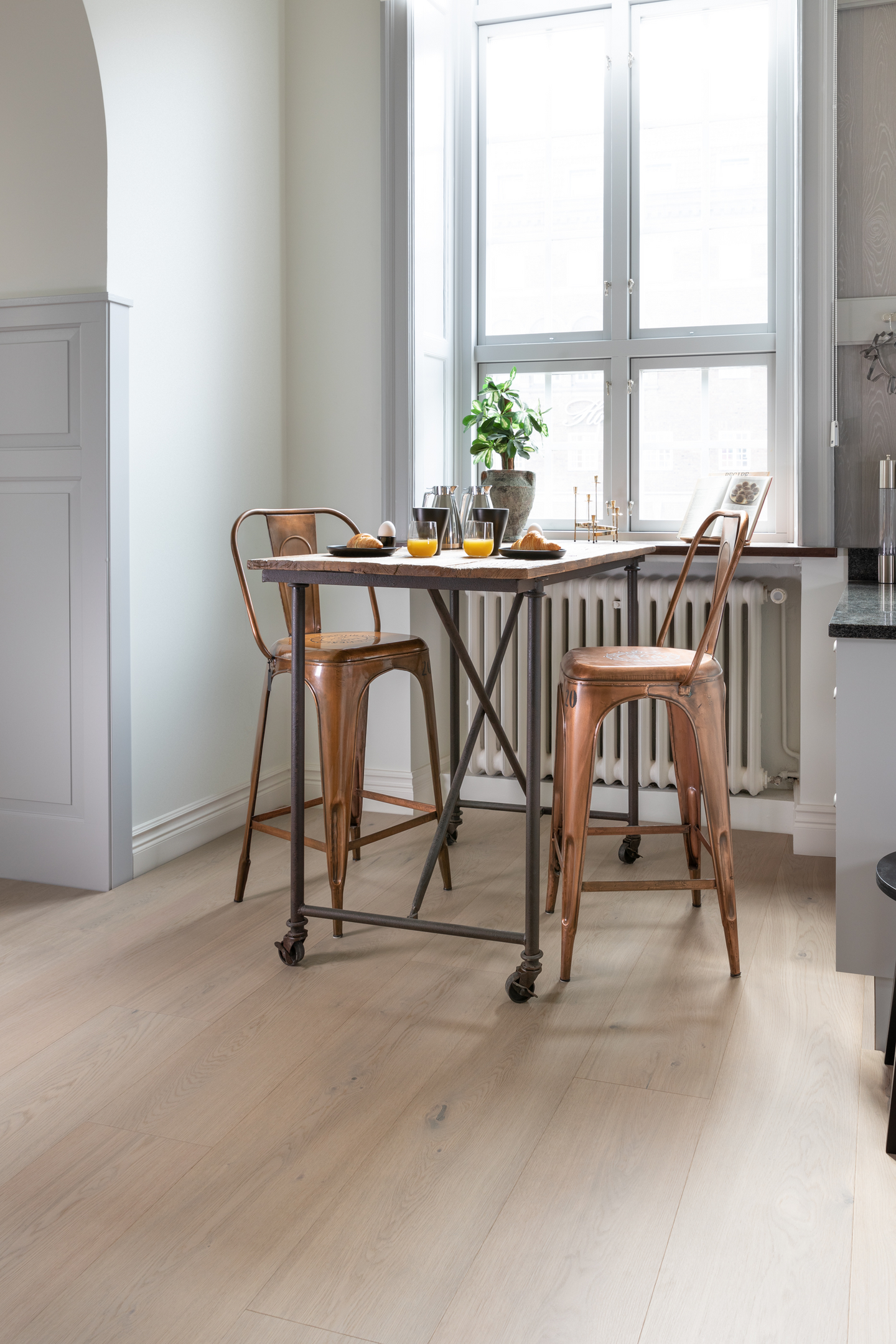 Kovetettu puulattia tammi Stehag 3.0 XXL Earth Grey mattalakka KL33