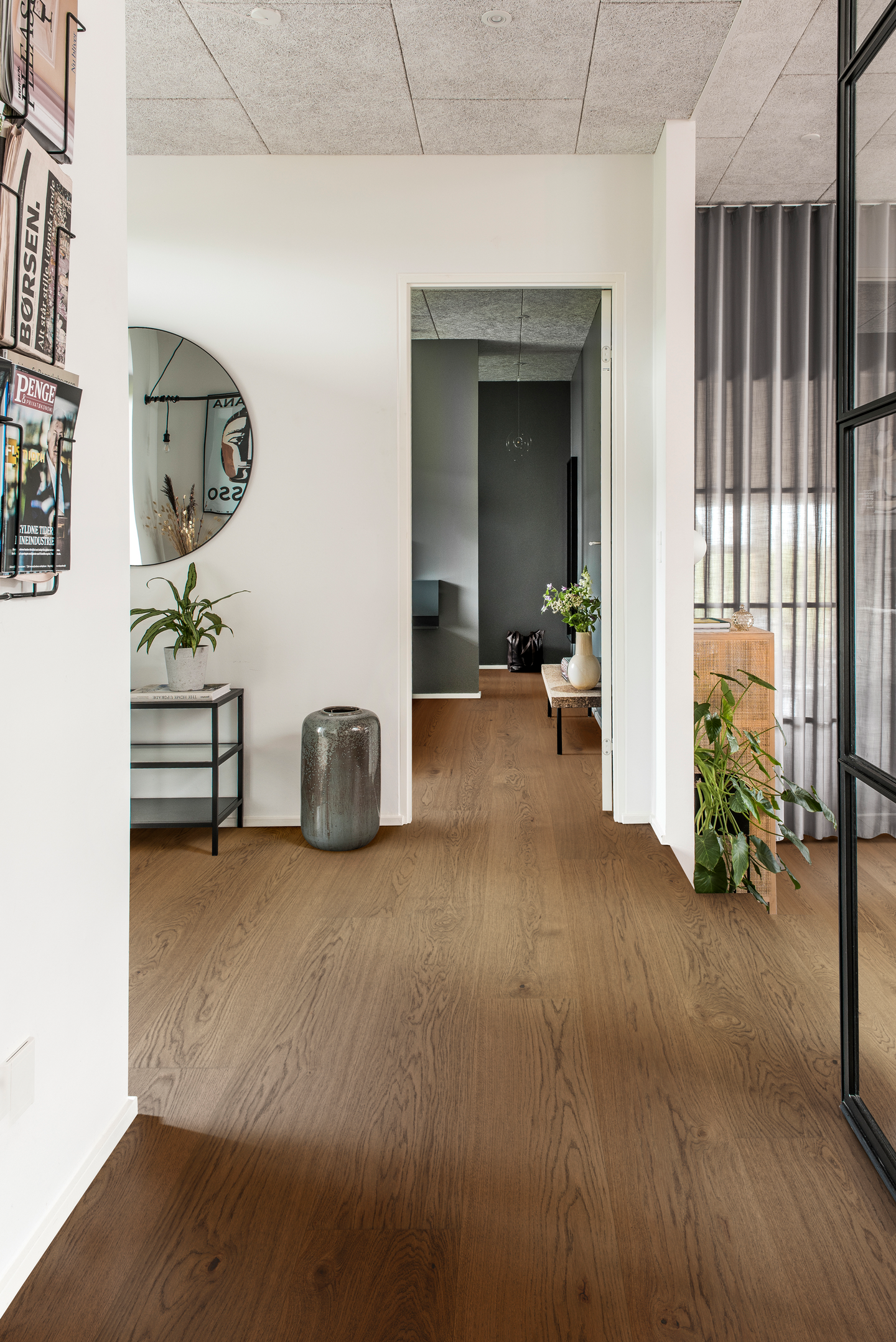 Kovetettu puulattia tammi Lindby 3.0 XL Shadow Brown harjattu mattalakka