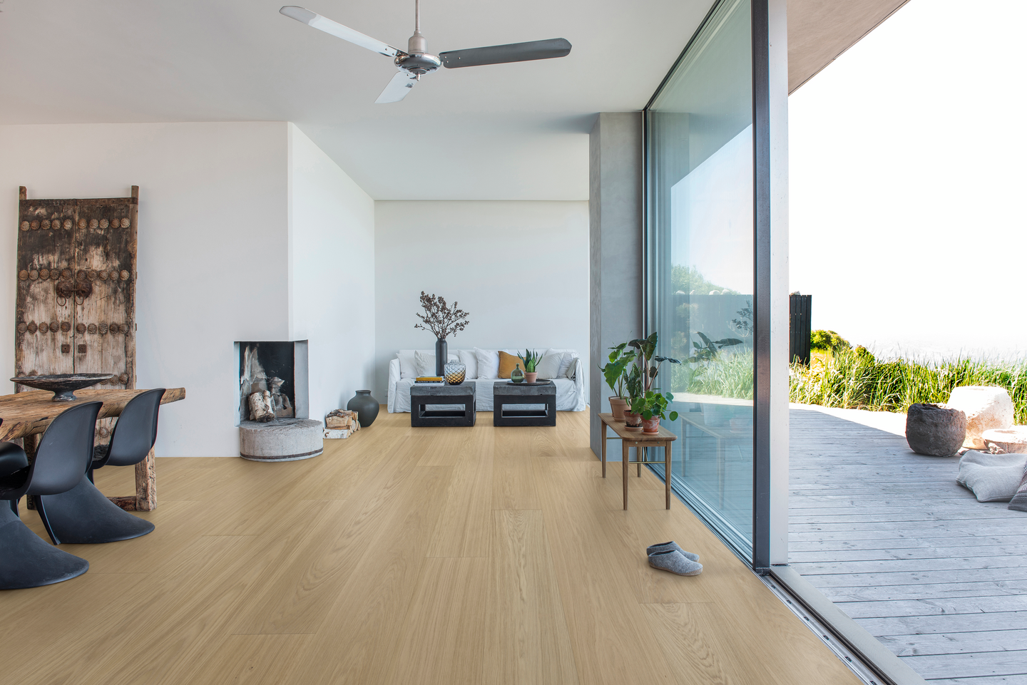 Kovetettu puulattia tammi Loshult 3.0 XXL Misty White mattalakka KL33