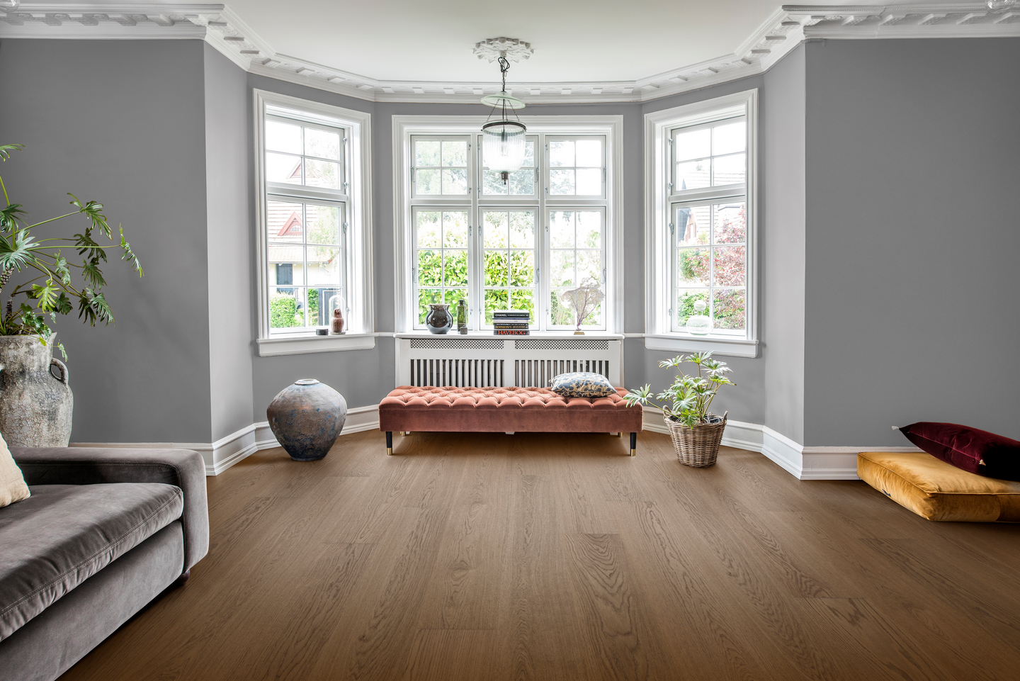 Kovetettu puulattia tammi Hagstad 3.0 XL Shadow Brown harjattu mattalakka