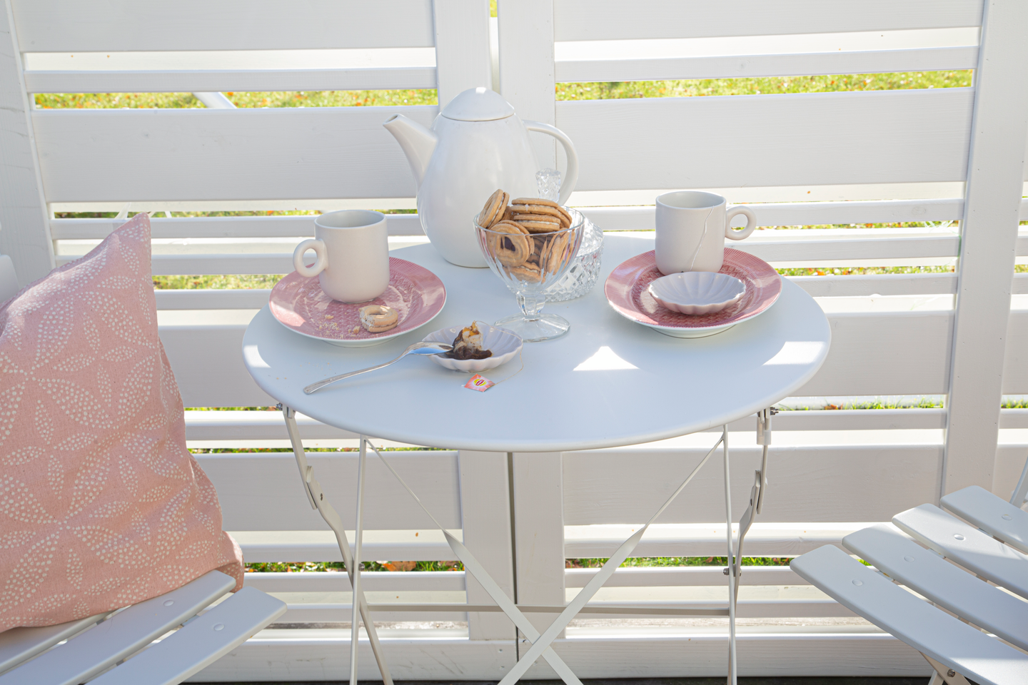 Parvekesetti Cello Ibiza valkoinen