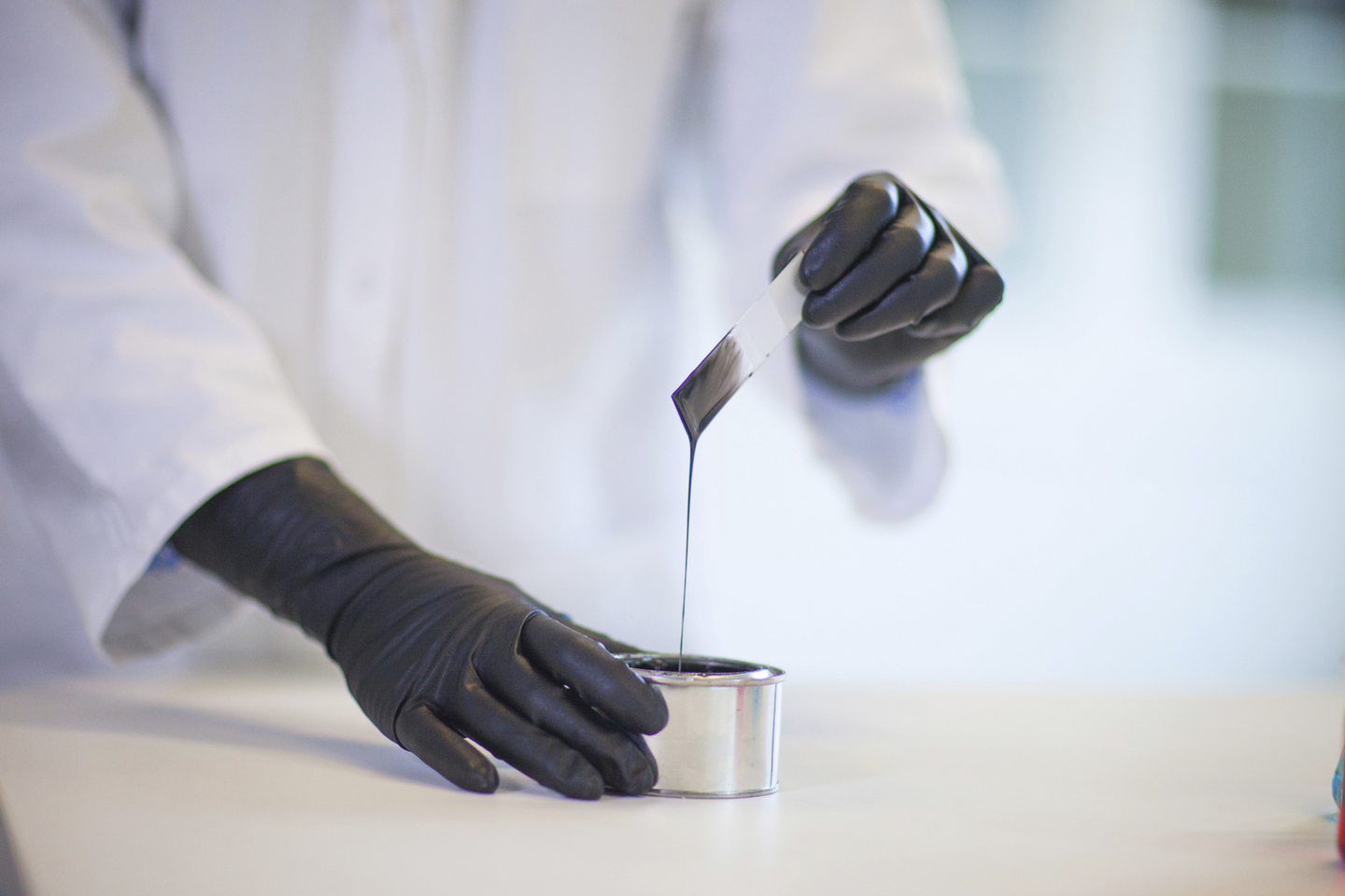 Kertakäyttökäsineet TEGERA 849 nitriili puuteriton musta 50kpl