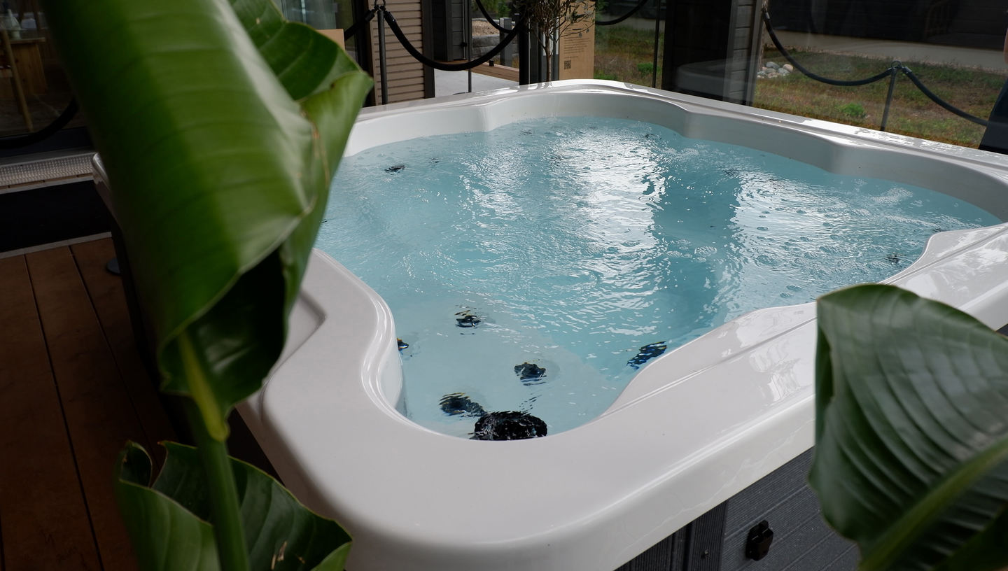 Ulkoporeallas Cello Spa Ruka+