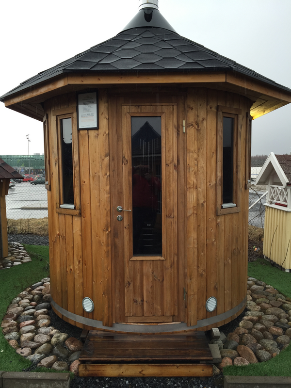Tynnyrisauna Oskar pyöreä 2,2m x 2,5m valmiiksi koottu