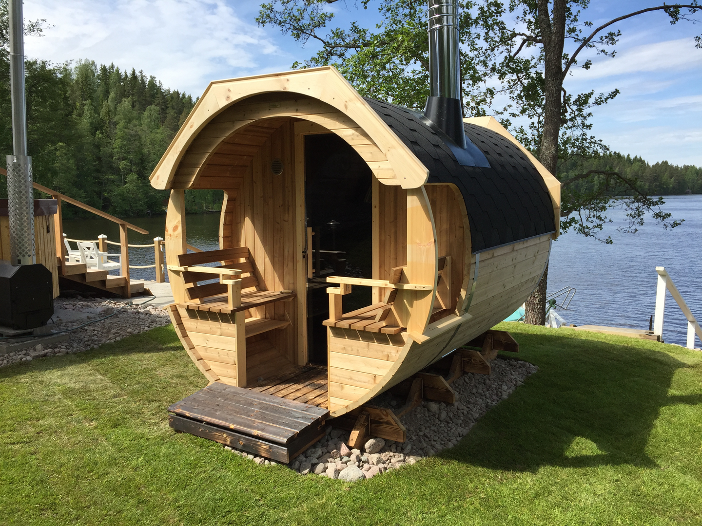 Tynnyrisauna ALEX De Lux 3,0m x 2,2m valmiiksi koottu