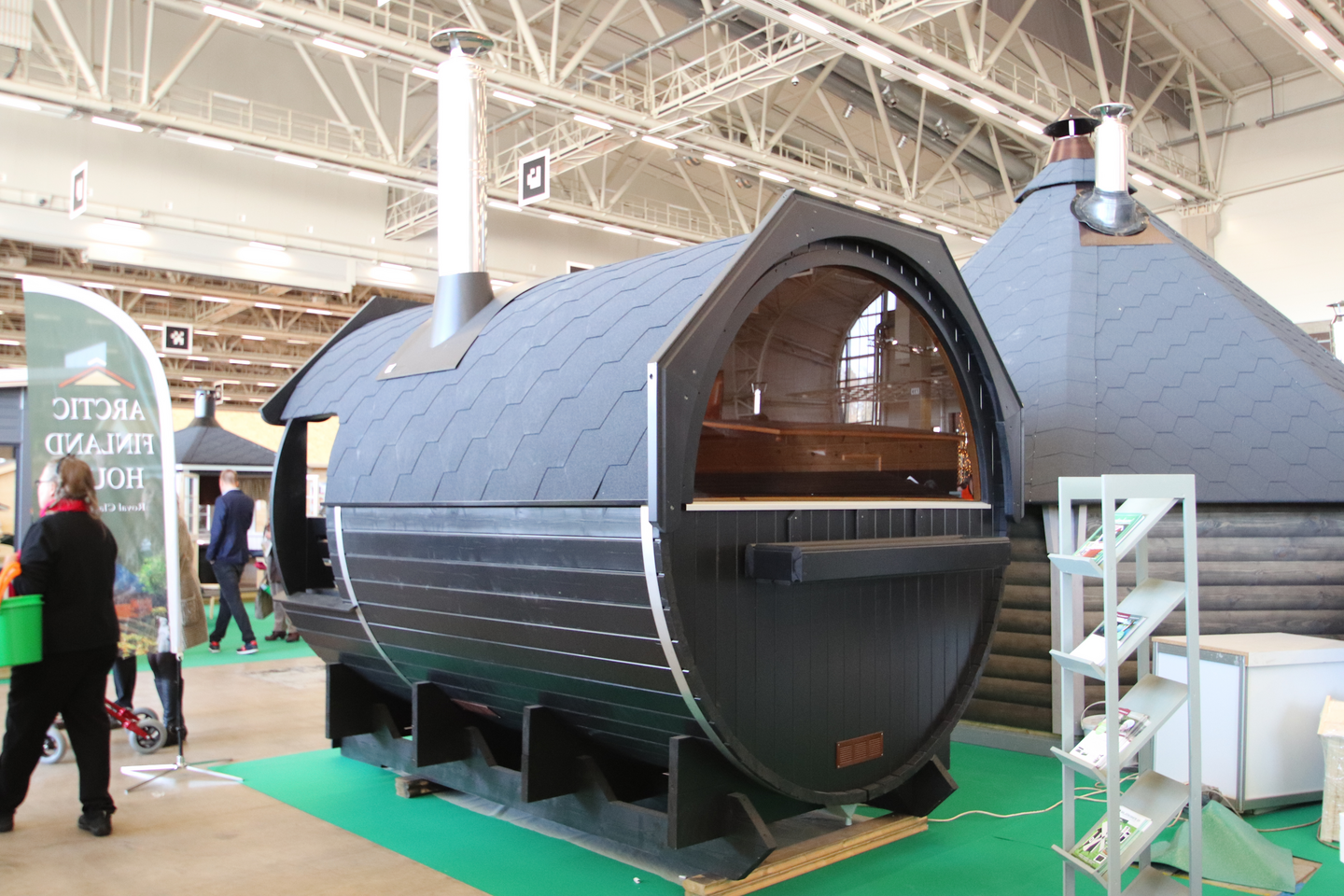 Tynnyrisauna ALEX De Lux 3,0m x 2,2m valmiiksi koottu