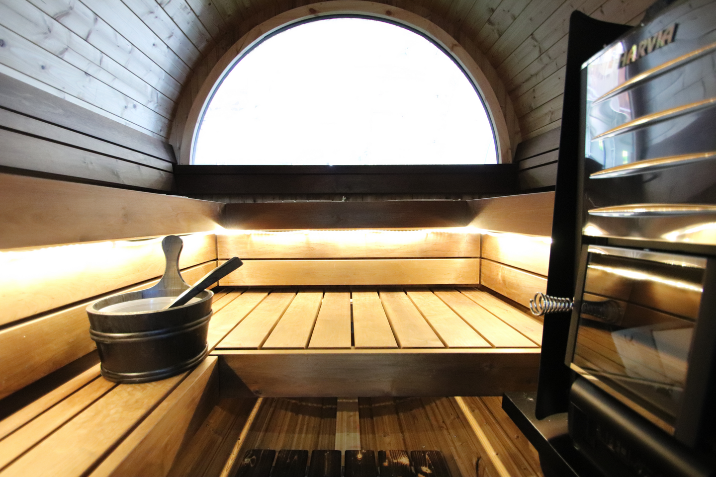 Tynnyrisauna ALEX De Lux 3,0m x 2,2m valmiiksi koottu