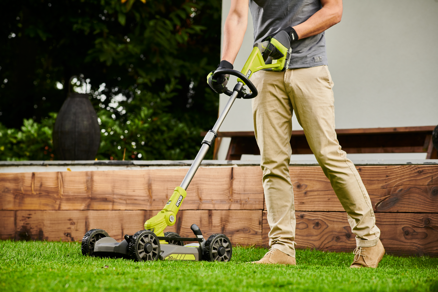 Ruohotrimmeri/ruohonleikkuri Ryobi RY18LMC30A-0 18V ONE+ runko