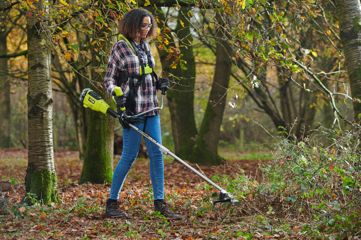 Ruohoraivaussaha Ryobi RY18BCX26A-0 18V ONE+ HP runko