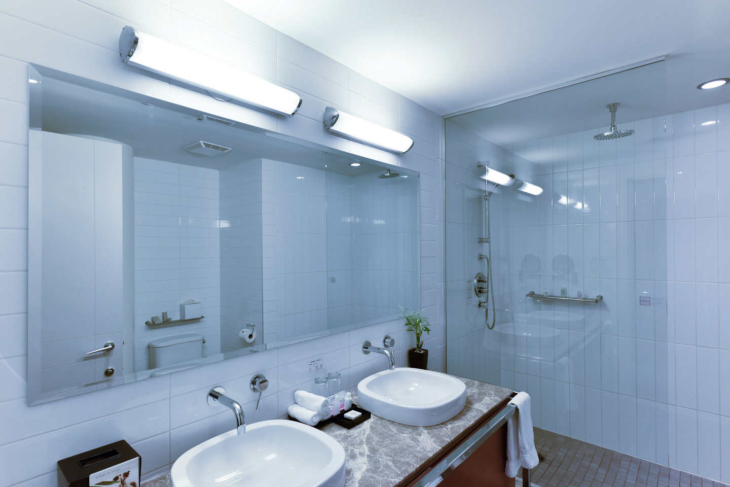 Led-valoputki OSRAM SubstiTUBE T8 EM 600mm 800lm 6500K G13