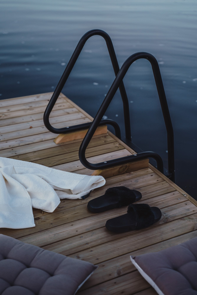 Laituritikas Varax 430 4-askelmainen musta